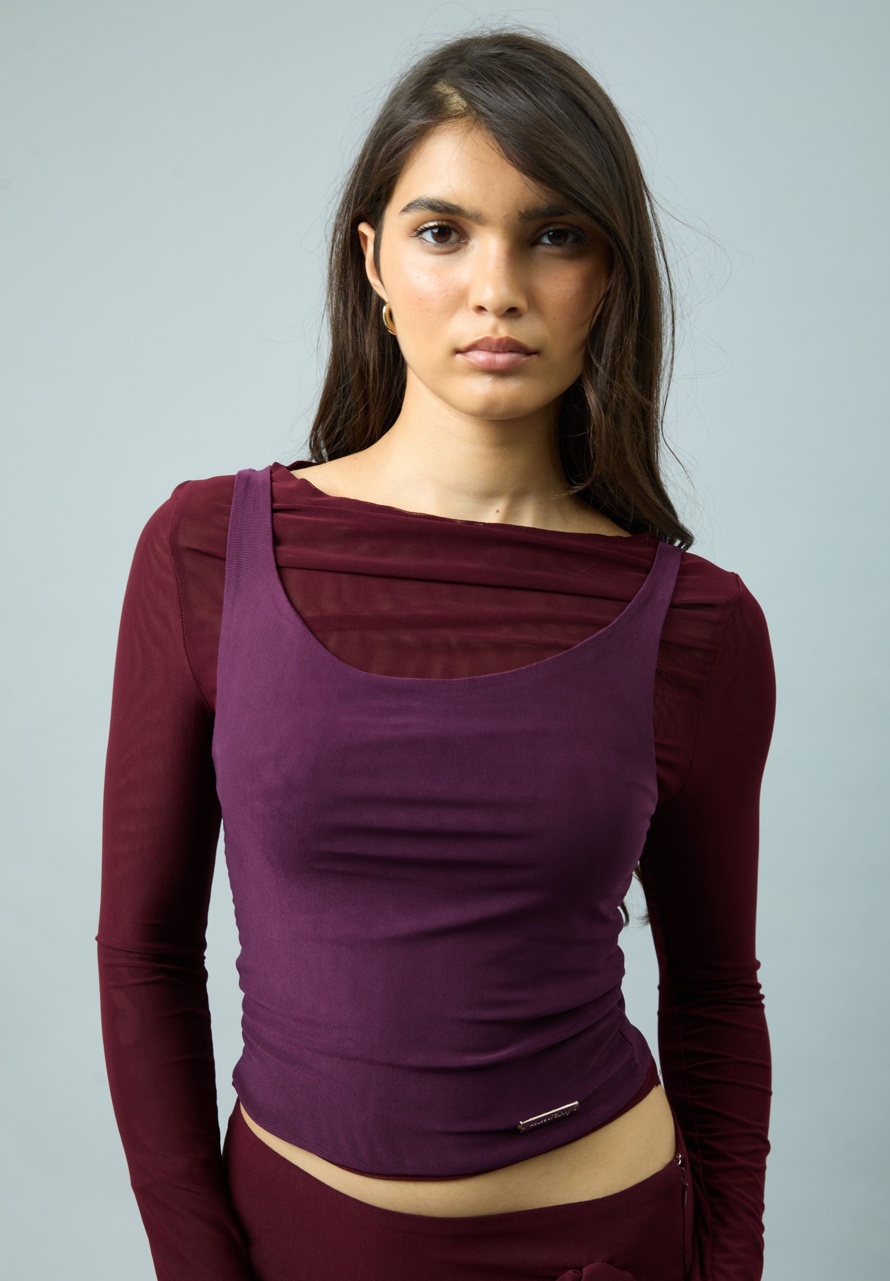 DOUBLE LAYER LONG SLEEVE MESH TOP