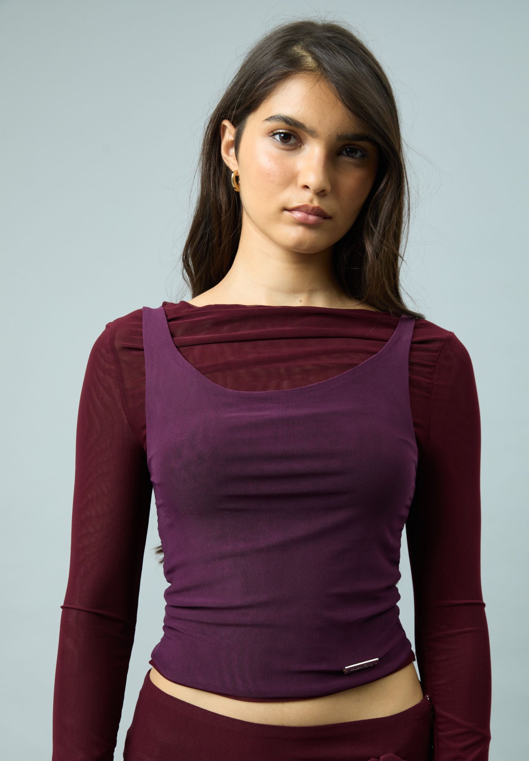 DOUBLE LAYER LONG SLEEVE MESH TOP
